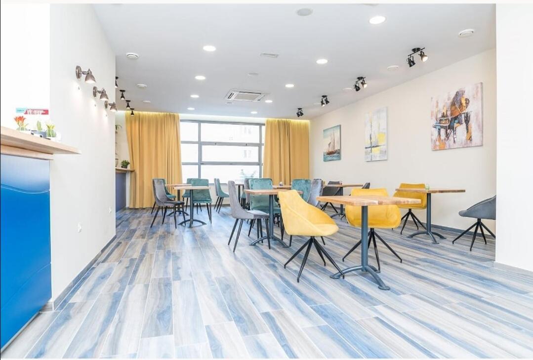 Ai Hostal Split